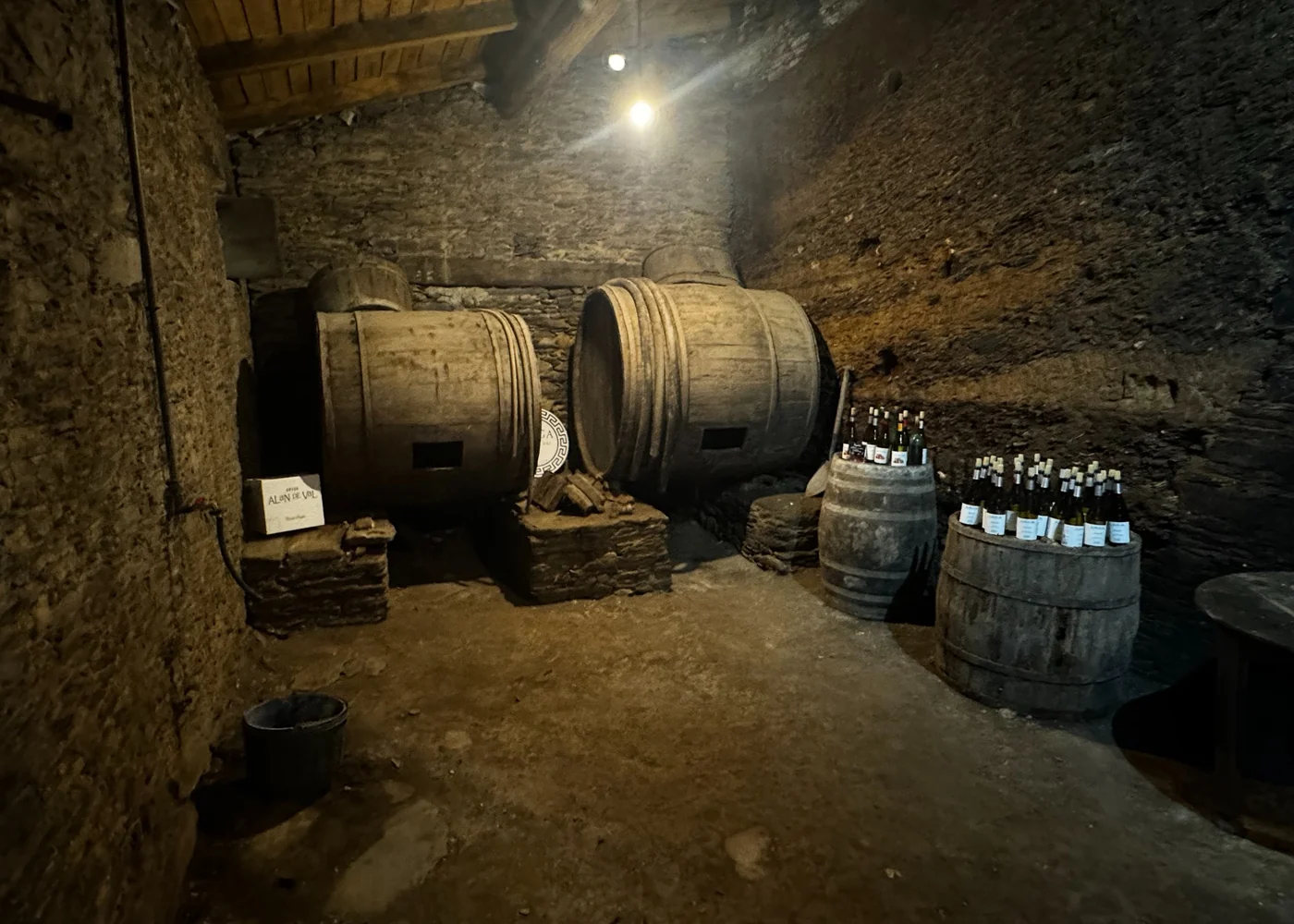 Traditionelle Bodega der Region